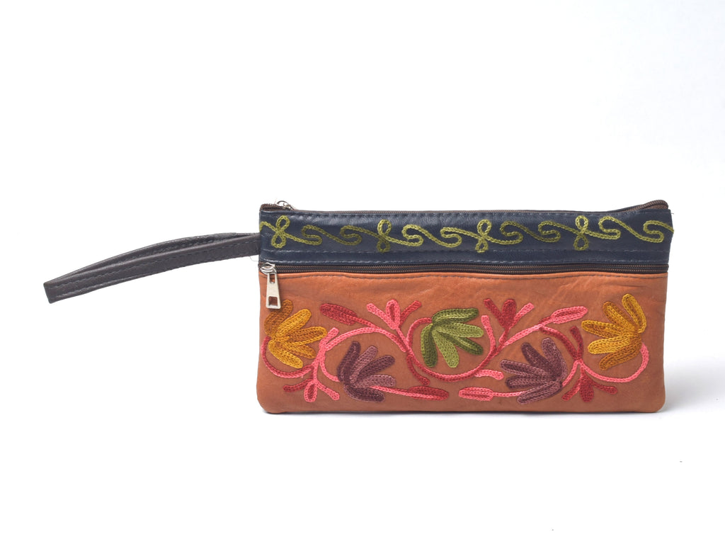 Rangrez Wristlet