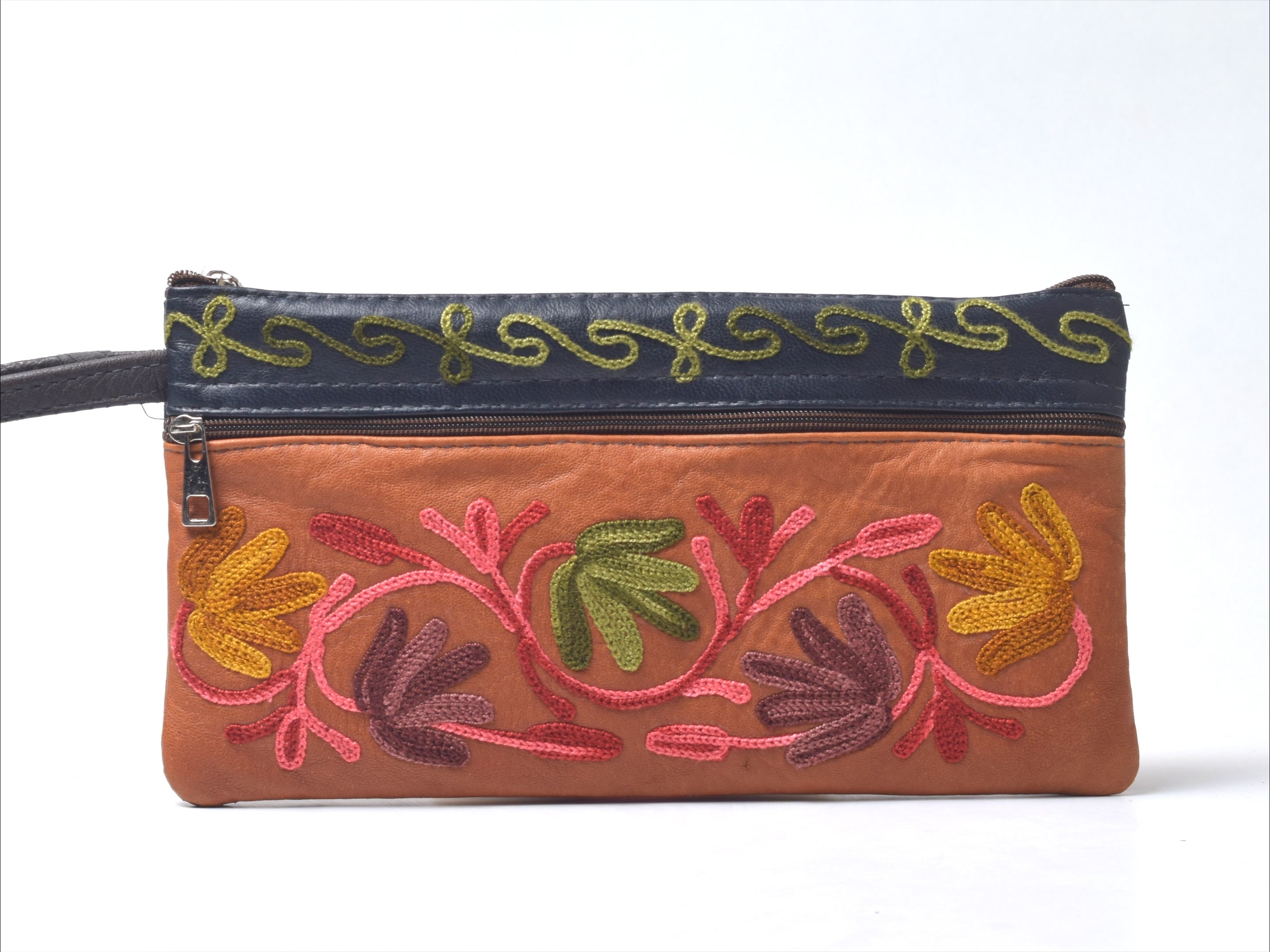Rangrez Wristlet
