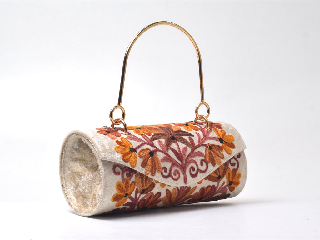 Gulnaar Embroidered Wristlet