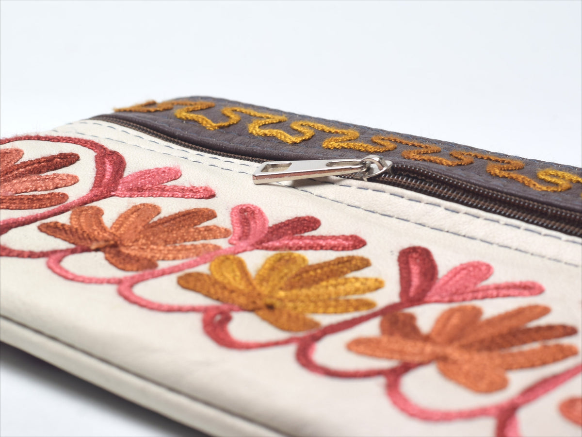 Gulzar Embroidered Wristlet