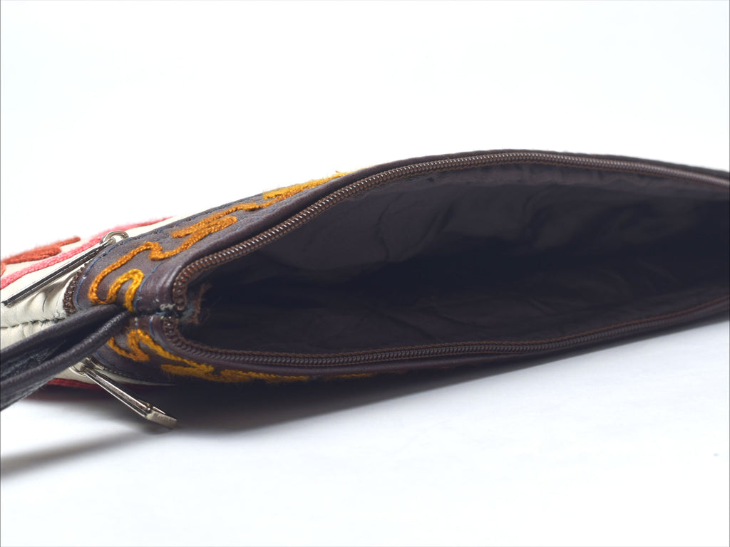 Gulzar Embroidered Wristlet